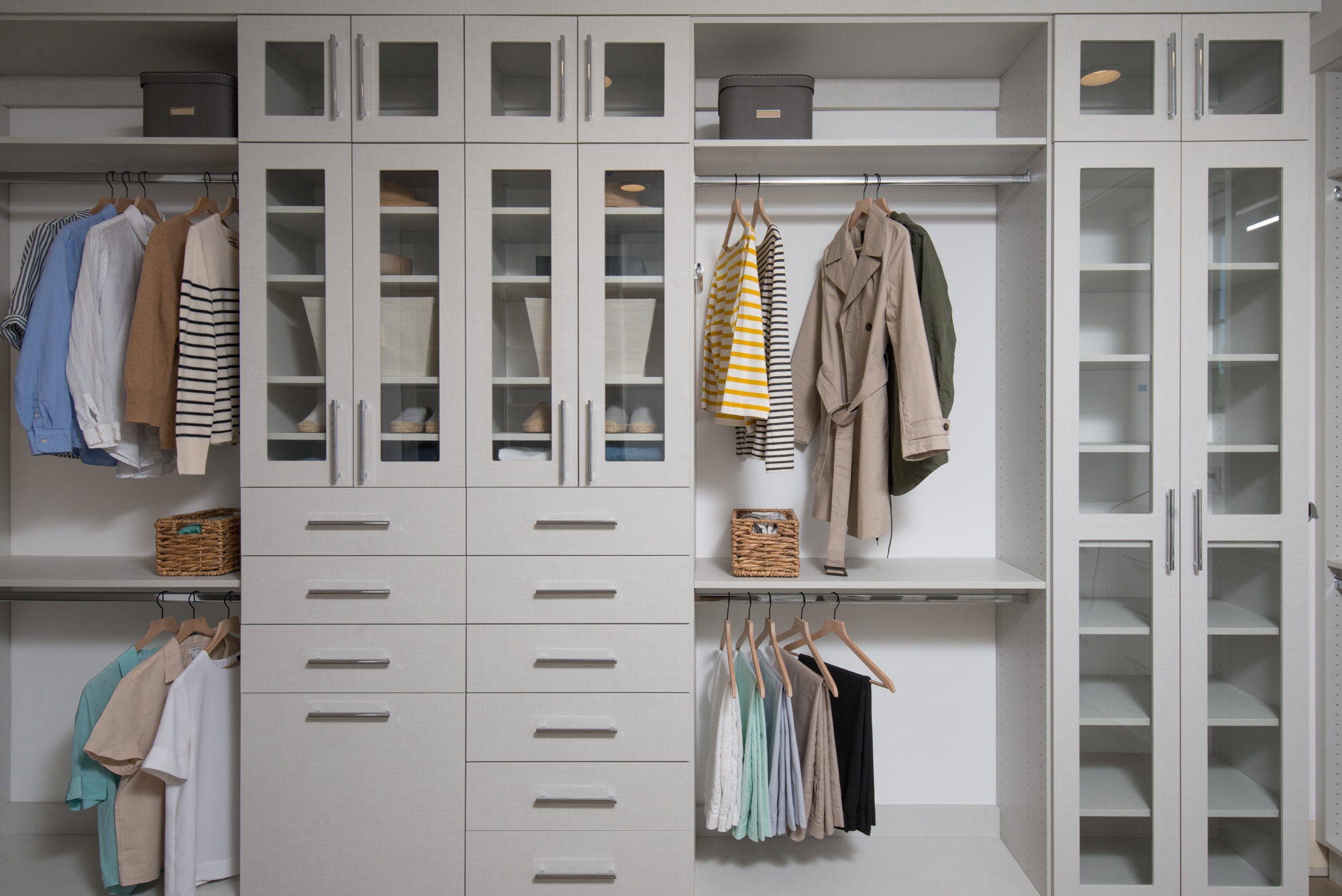 closets banner